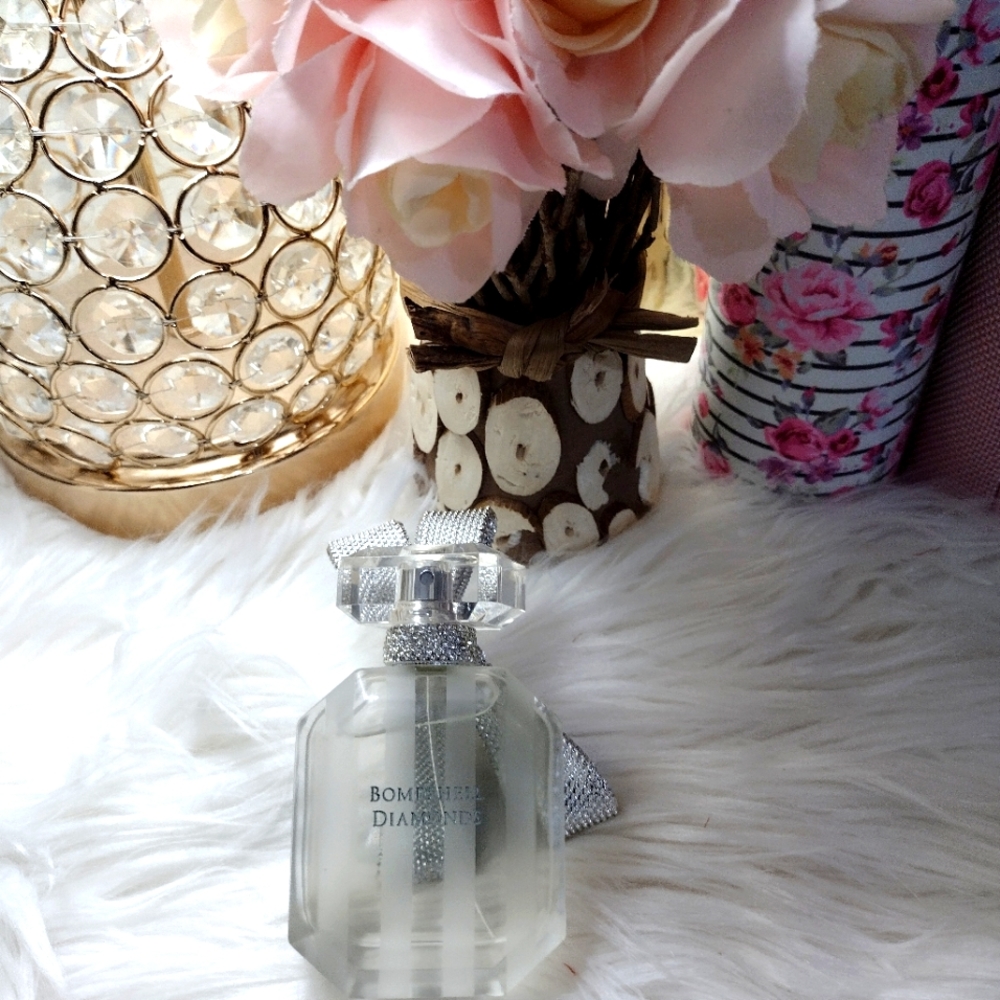 Victoria Secret Limited Edition (Bombshell) Perfume - Picture 4 of 6